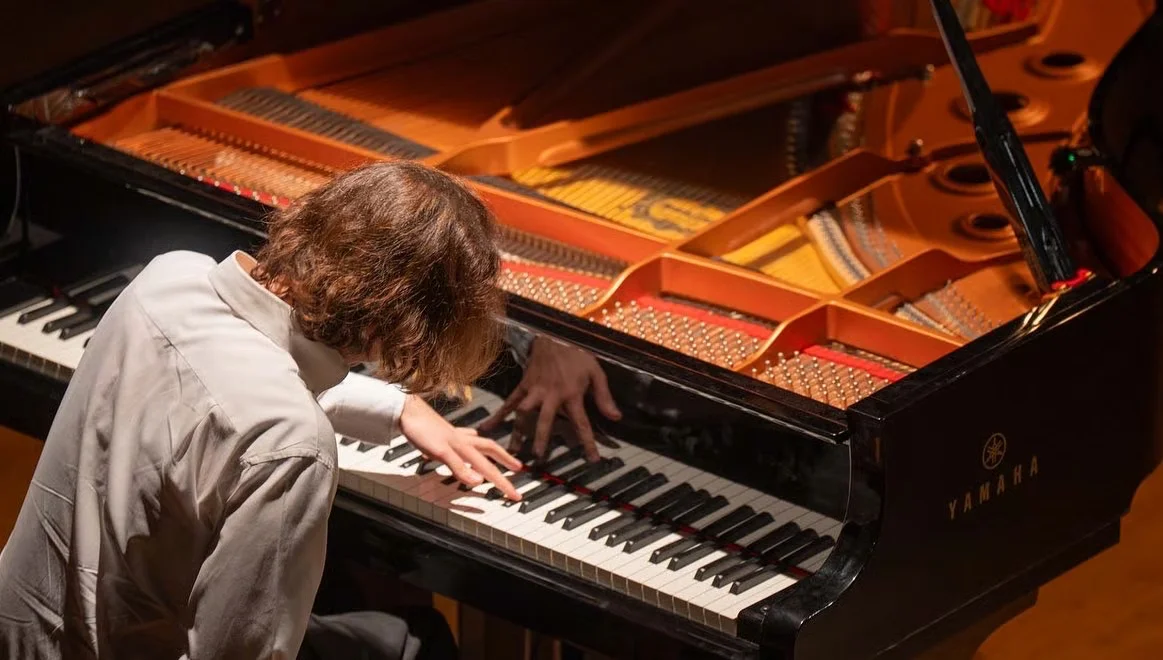 Chris Yonas at the piano